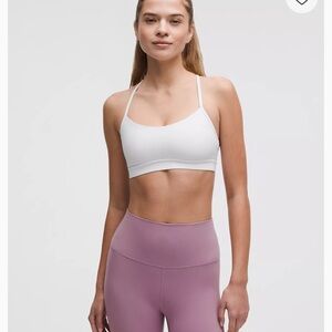 Lululemon Flow Y Bra Nulu Light Support, A–C Cups, white, Size 2